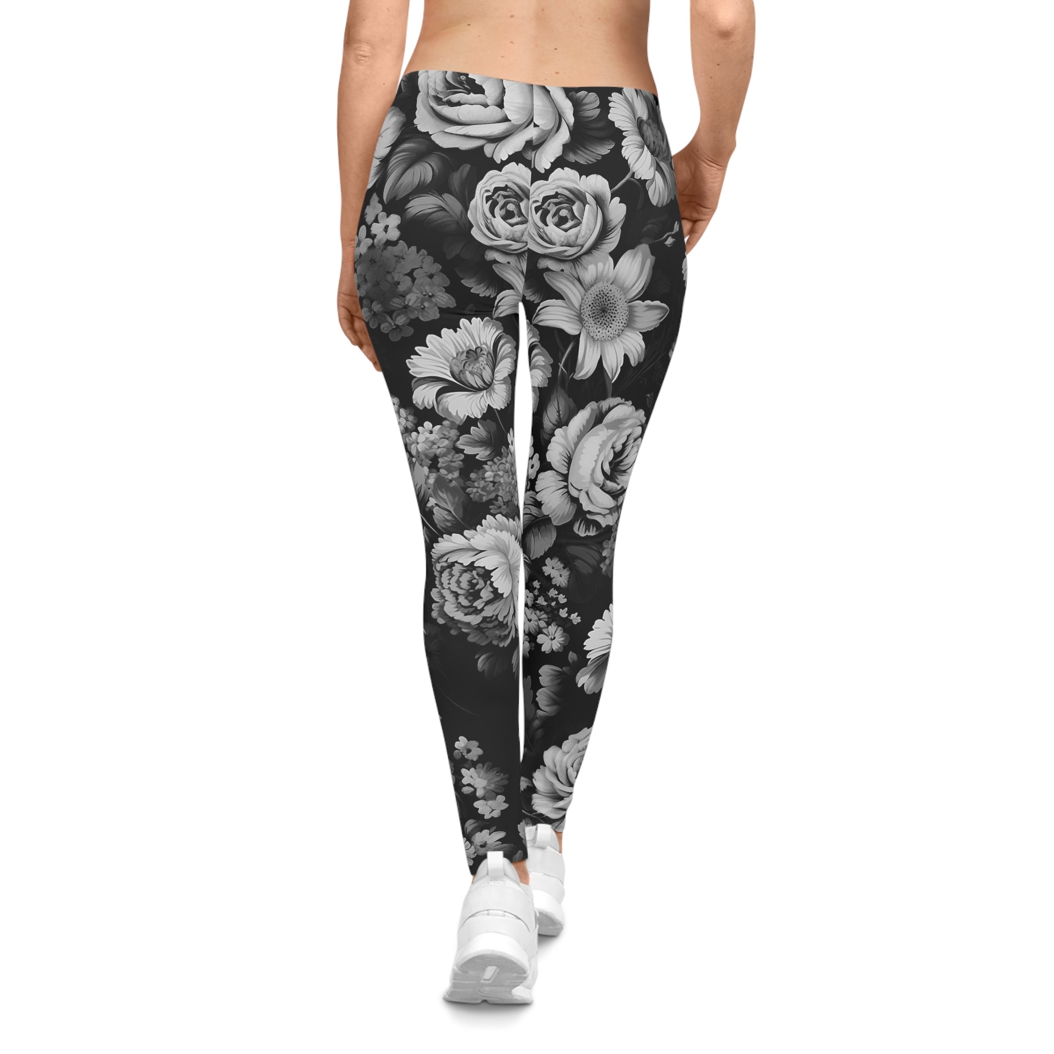 Medival Flowers BW Leggings